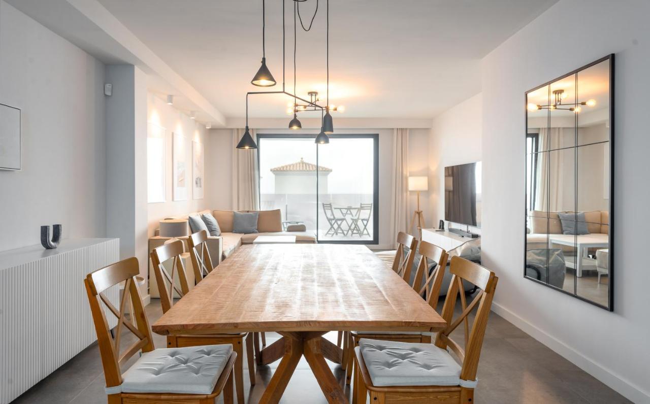 Luxurious With Sea Views Blue B2-103 * Manilva