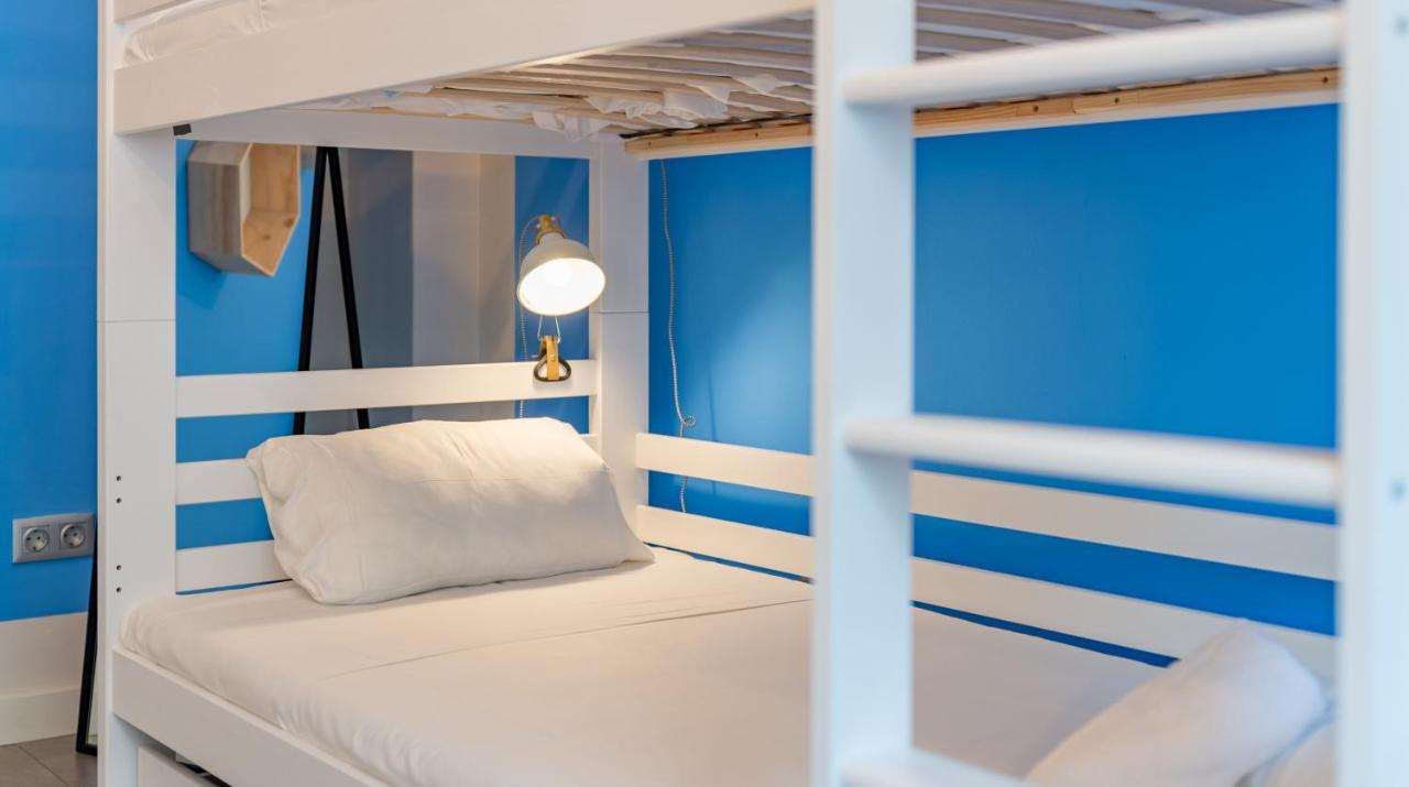 Luxurious With Sea Views Blue B2-103 Manilva
